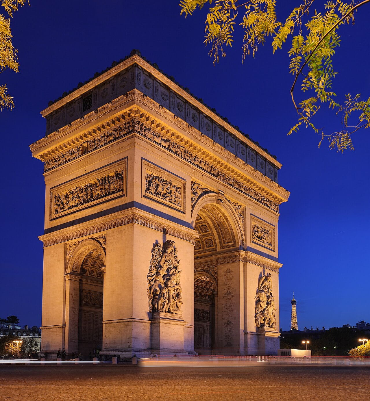 Champs-Élysées & Arc de Triomphe